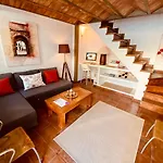 Almocabar Luxury Apartment